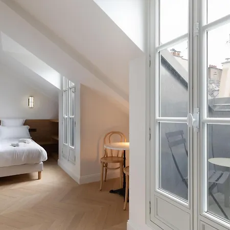 Nid Sous Les Toits, Proche Louvre Apartman