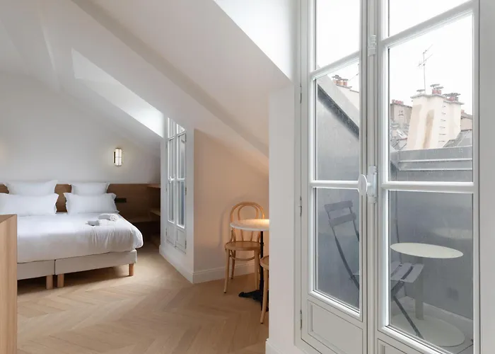 Nid Sous Les Toits, Proche Louvre Apartman