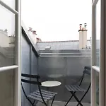 Nid Sous Les Toits, Proche Louvre Appartement